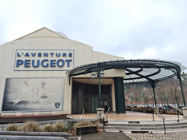 Parc de stationnement de l'Aventure Peugeot