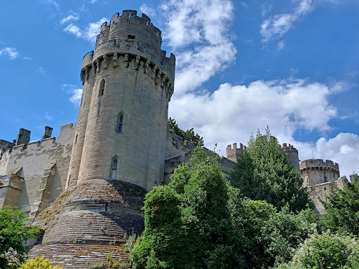Public Viewpoint Warwick Castle - Thumbnail