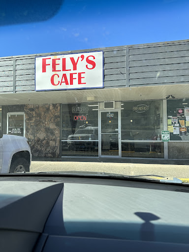 Fely's Cafe - Visual
