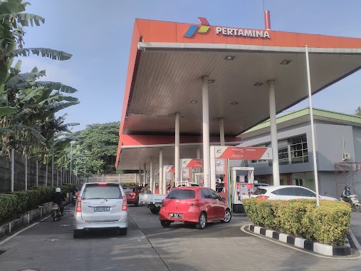 SPBU Pertamina, Author: Djoko Purwanto