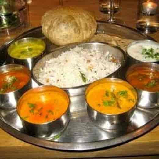 A R Tiffin Service
