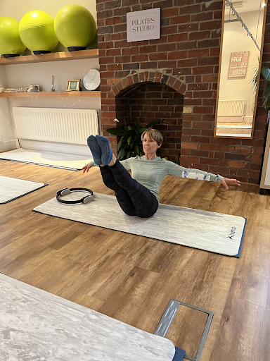 Laurie Nettleton Pilates - Thumbnail