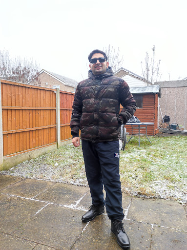 Huggett Close - Visual
