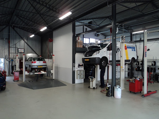 Autobedrijf D. Spek | APK | Reparatie & Onderhoud | Autocrew | BOVAG bedrijf - Thumbnail