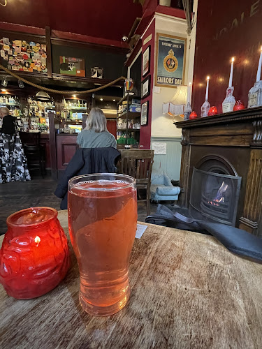 Tapping The Admiral - London