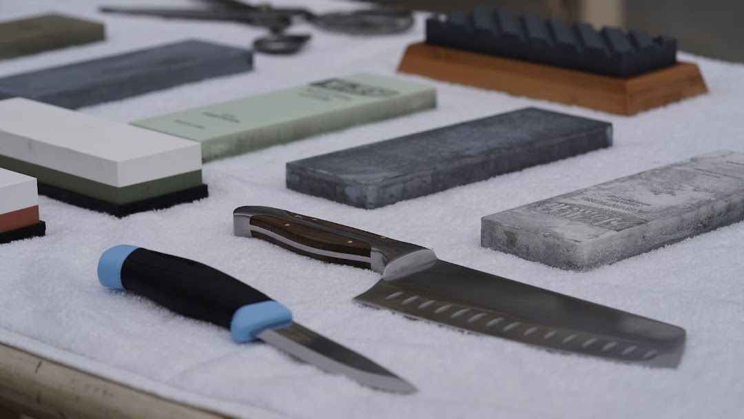 Knife Sharpening: On-site Service, Kitchen Outfitters