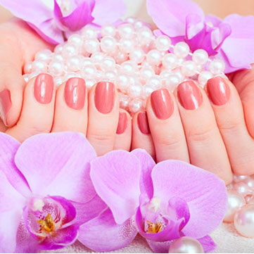 Luxury Nails interior view