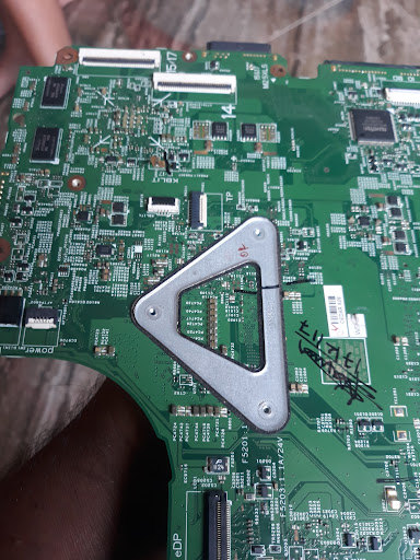 All branded laptops and Desktops chiplevel repair and software issues solutions here/ laptops Bat… post image