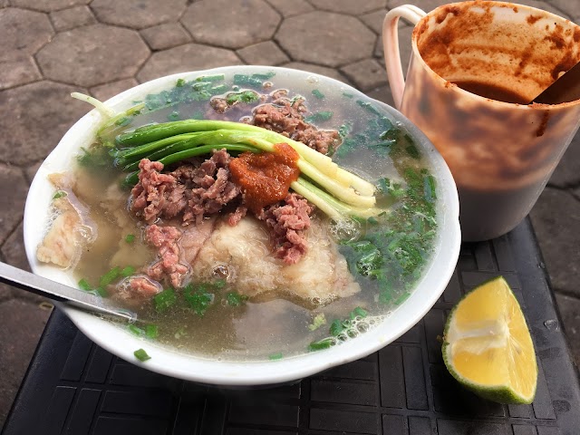 Phở Tư Lùn