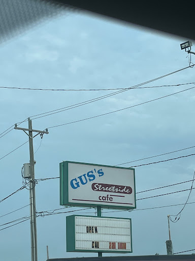 Gus's Streetside Cafe - Thumbnail