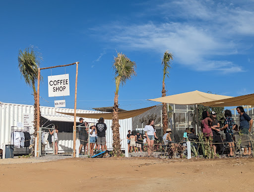 Cerritos Beach Dogs Café