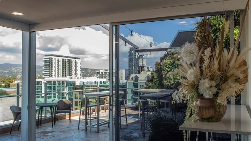 Majestic Roof Garden Hotel by null