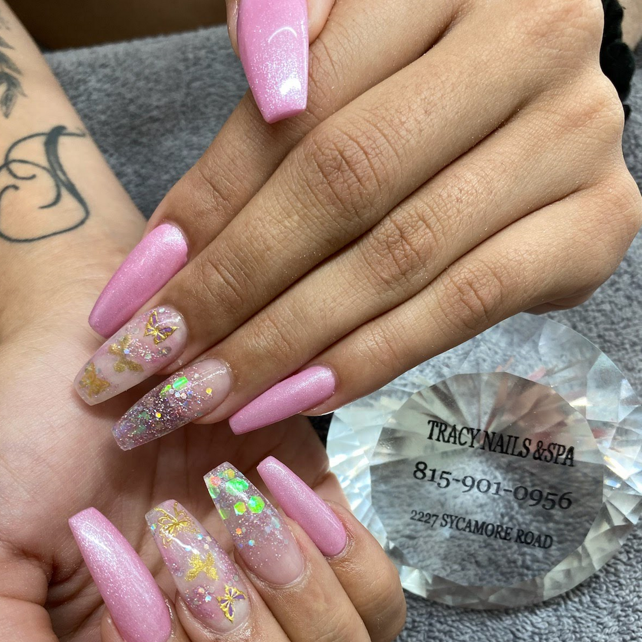 TRACY Nails & Spa - Dekalb - Nail Salon in DeKalb