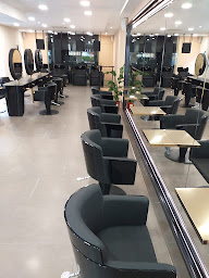 Photo n°16 de Salon Olivier Delmulle à Wattrelos (Salon de coiffure)