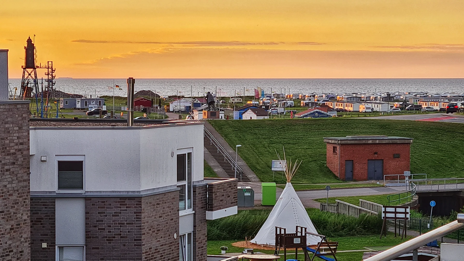 Apartment "de Lark" House Helios