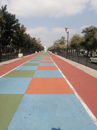 Parque Lineal Canal Río Churubusco - Thumbnail