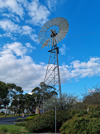 Kaniva Windmill