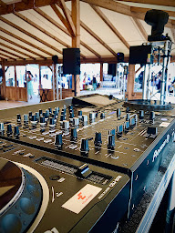 Photo n°33 de Eclair'Sono à Latresne (Fournisseur de matériel audiovisuel)