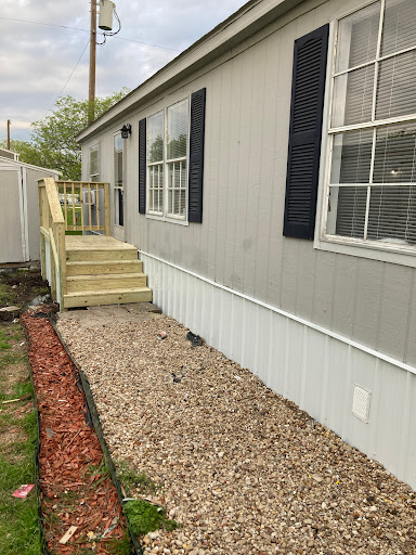 Lakefront Village Mobile Home & RV Community - Thumbnail