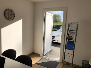 Photo n°8 de CGM AUTOMOBILE à Tresses (Atelier de carrosserie automobile)