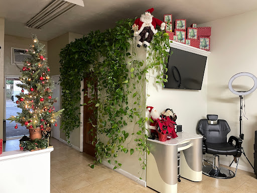 Vanities Beauty Salon - Thumbnail