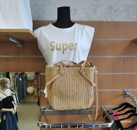 Photo n°35 de Caïna à Mions (Boutique d'accessoires de mode)