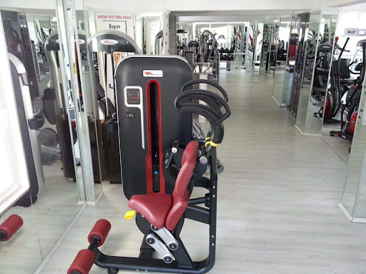 T&T SPORT CLUB Marmaris Kickboks Muaythai Boks Fitness CROSSFIT Gym