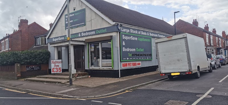 Super Save Appliances & Bedroom Outlet photo 3