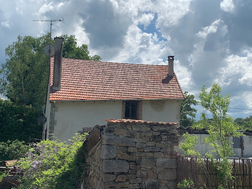 Photo de A.M Couverture à Saint-Sulpice-le-Guérétois (23000)