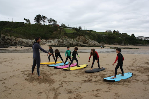 Picante Surf School - Thumbnail