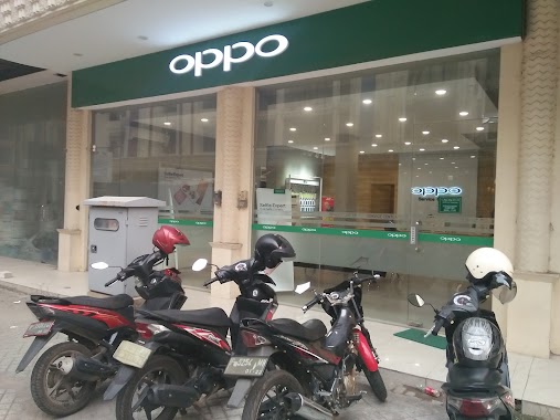 OPPO Service Center Depok, Author: Arup Nurhadi