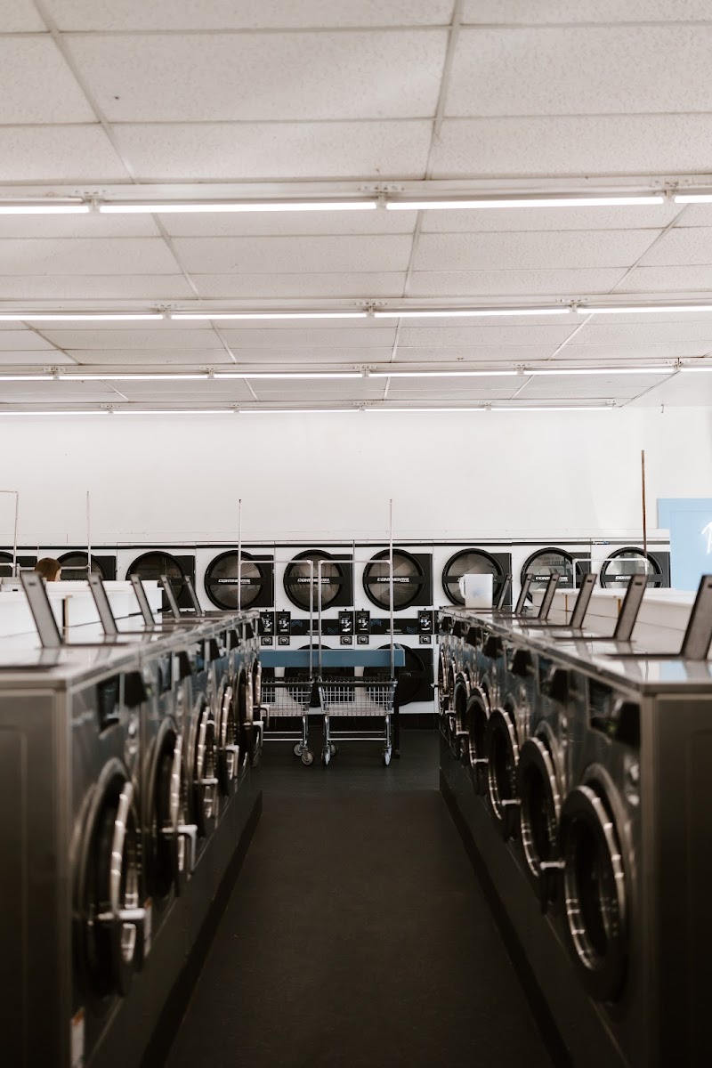 Self-service laundry at Super Wash 27, Phoenix, AZ