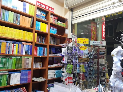 Librari Toena (Bookstore & Souvenirs)