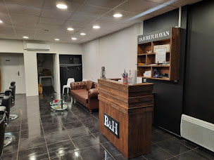 Photo n°2 de BH - Barbier HAYAN & coiffeur à Pechbonnieu (Salon de coiffure)