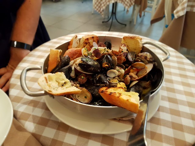Trattoria Sabbia Di Mare