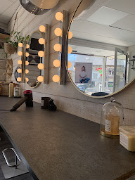 Photo n°1 de les ciseaux de clarisse à Pleubian (Salon de coiffure)