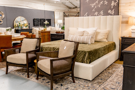 The Rustic Warehouse - Visual