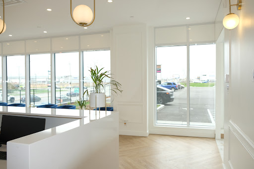 Centre Dentaire Saint-Elzéar - Dentiste - Invisalign - Orthodontie - Thumbnail