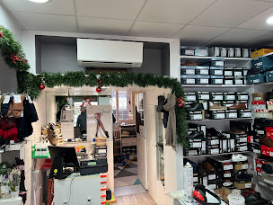 Photo n°19 de Hello Clim - Pompe à chaleur 91 à Villeneuve-sur-Auvers (Chauffagiste)