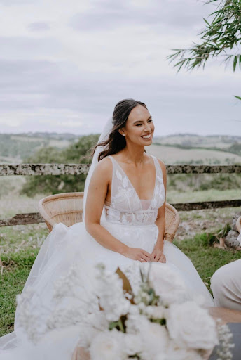Madeline Baucia Bridal - Hair and Makeup Artist Italy - Thumbnail