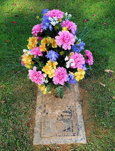 Camp Memorial Cemetery Gallery - United States