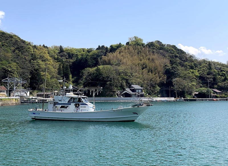 遊漁船 ブルーランナー