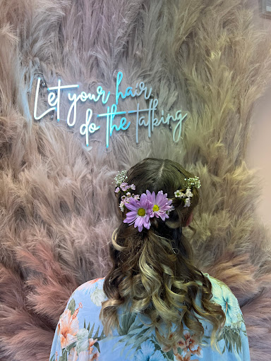 Foil & Pins Hair Company - Thumbnail