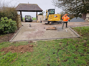 Photo n°3 de Terraouest TP à Le Mesnil-Simon (Location de machines de construction)