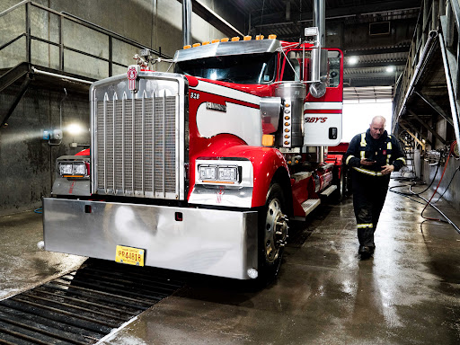 Golosky Legacy Truck Wash - Thumbnail