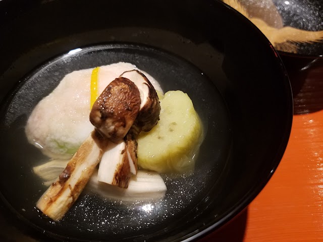 白金にし田