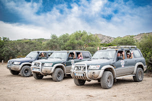 Photo n°10 de Saleccia Off Road / Navette Saleccia 4x4 - Plages de Saleccia & Lotu - Évasion en 4x4 et Bateau dans les Agriates à Santo-Pietro-di-Tenda (Agence de visites touristiques)
