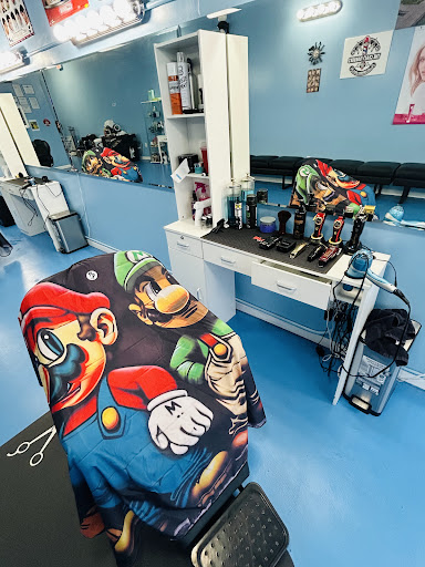 THE CRAZY BARBERS