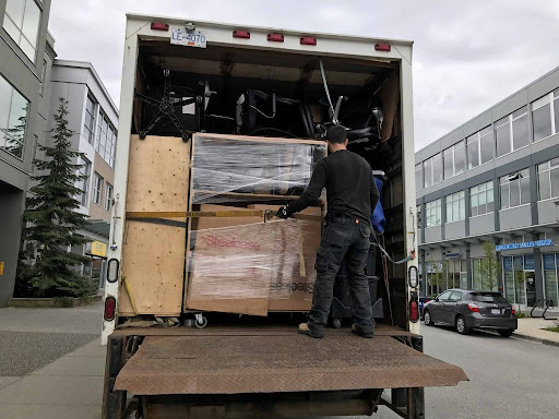 Eliott's Moving Company - Thumbnail