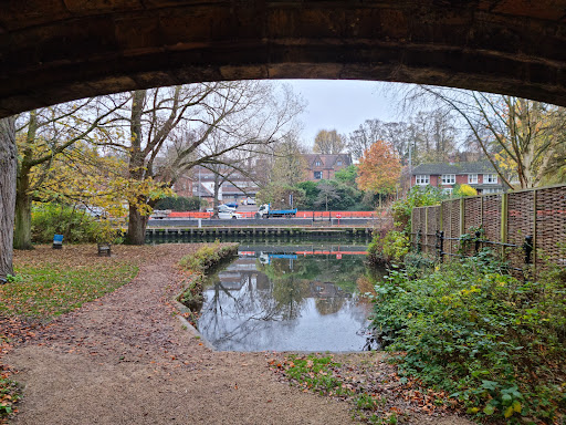 Pull's Ferry - Visual